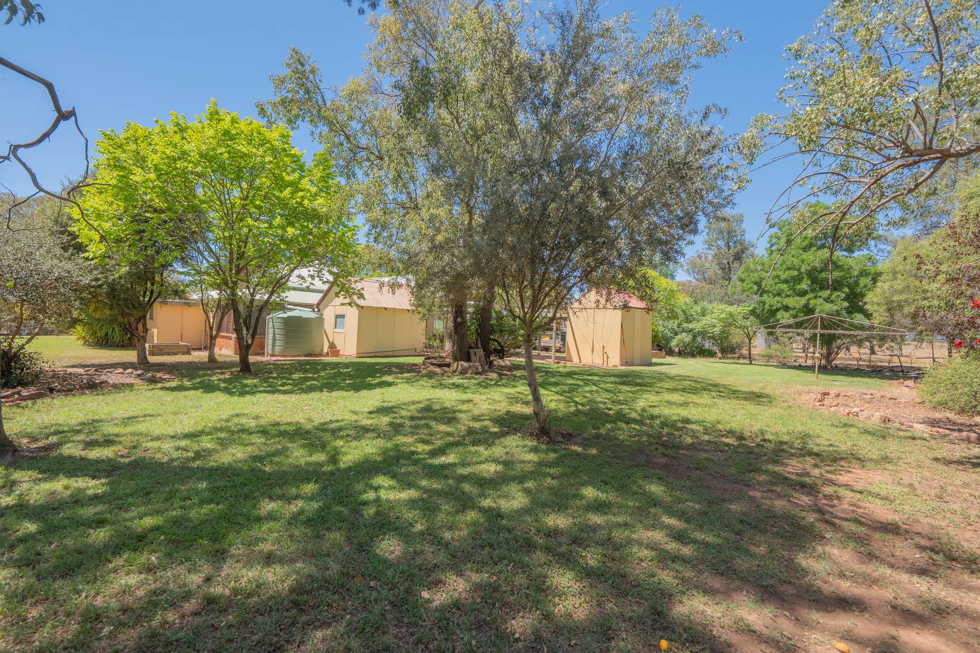 179 Mittons Lane 'Lorna Doone', Pinnacle For Sale by Farmbuy.com - image 24