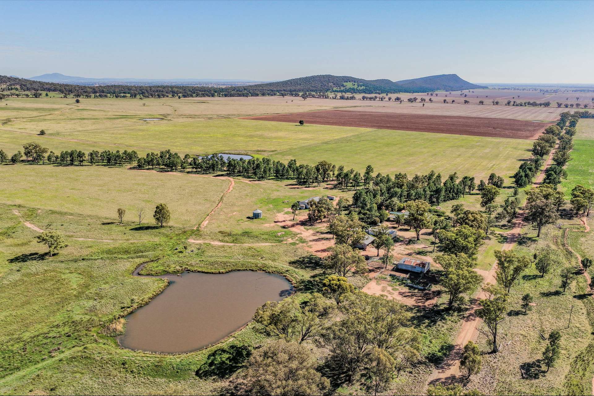 179 Mittons Lane 'Lorna Doone', Pinnacle For Sale by Farmbuy.com - image 8