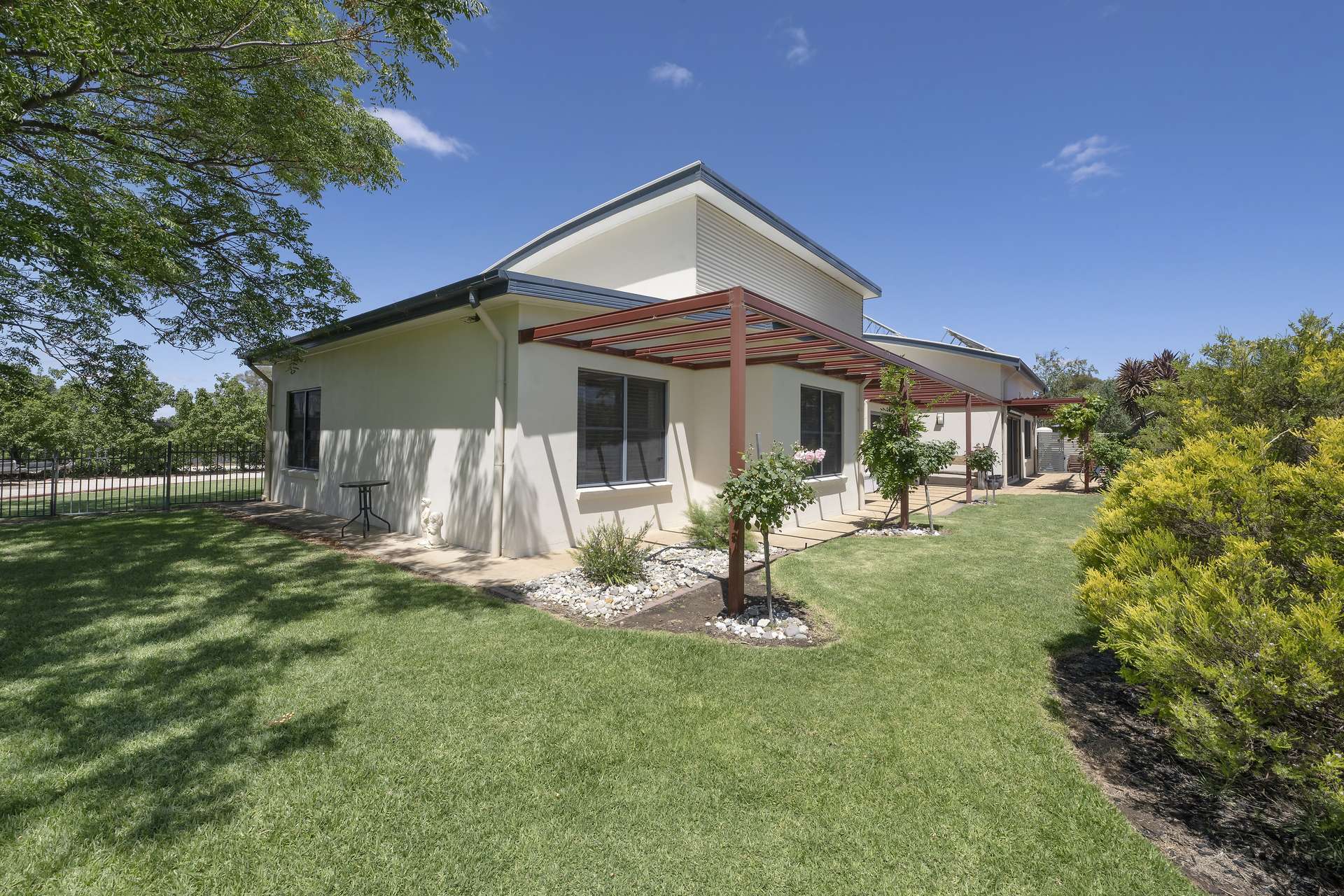24 Suttie Drive, Swan Hill Sold by Farmbuy.com - image 1