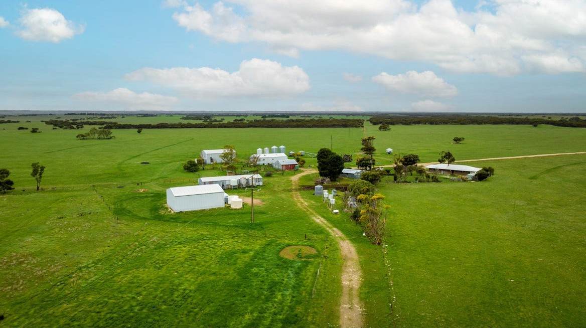 2293 Mallee Highway, Sherlock For Sale by Farmbuy.com - image 2