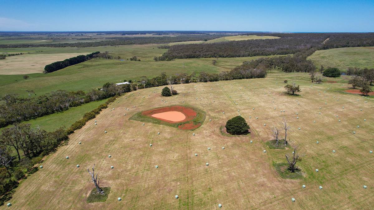 'Bakers Hill' 910 Mt Clay Road, Heywood Sold by Farmbuy.com - image 22