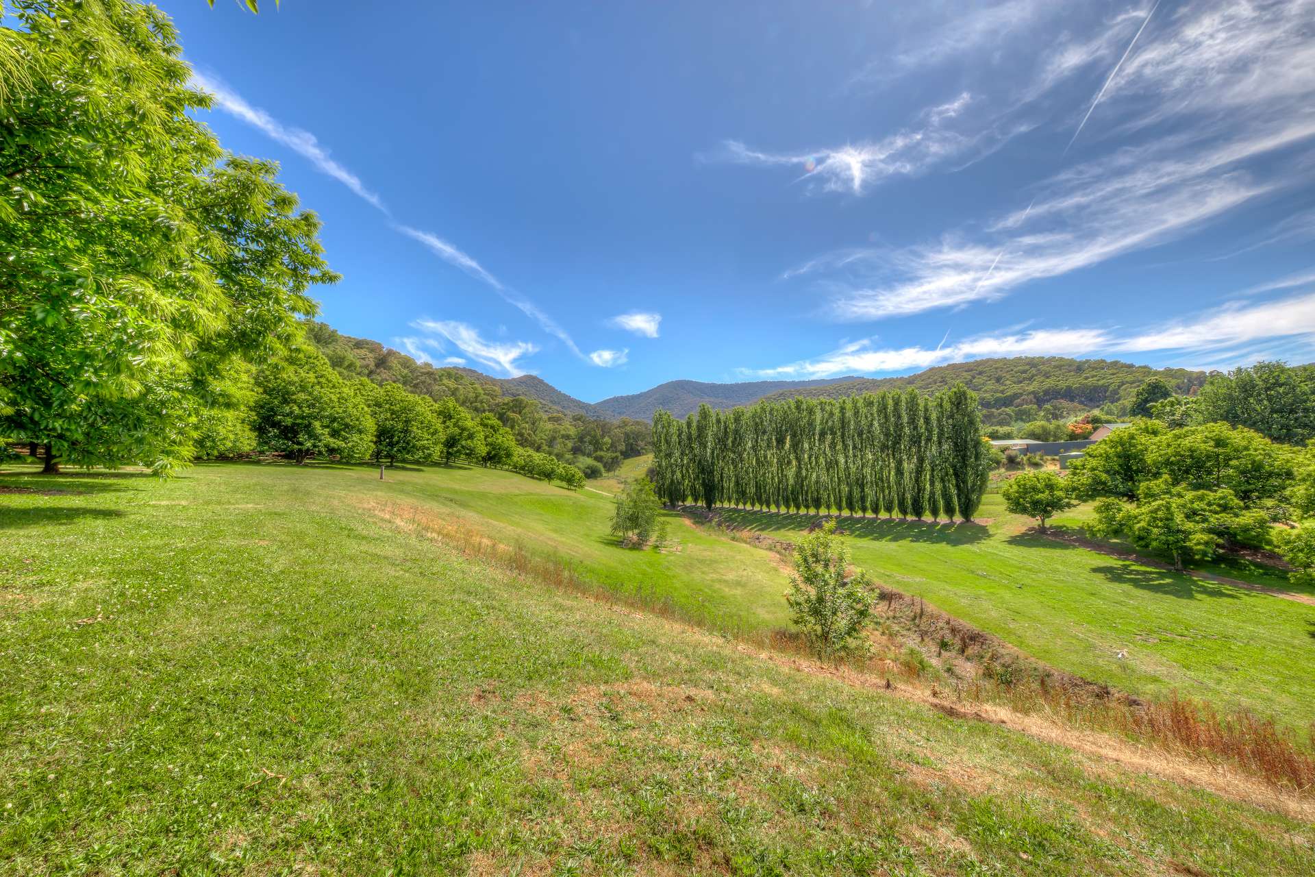 119 McConnells Lane, Porepunkah For Sale by Farmbuy.com - image 22
