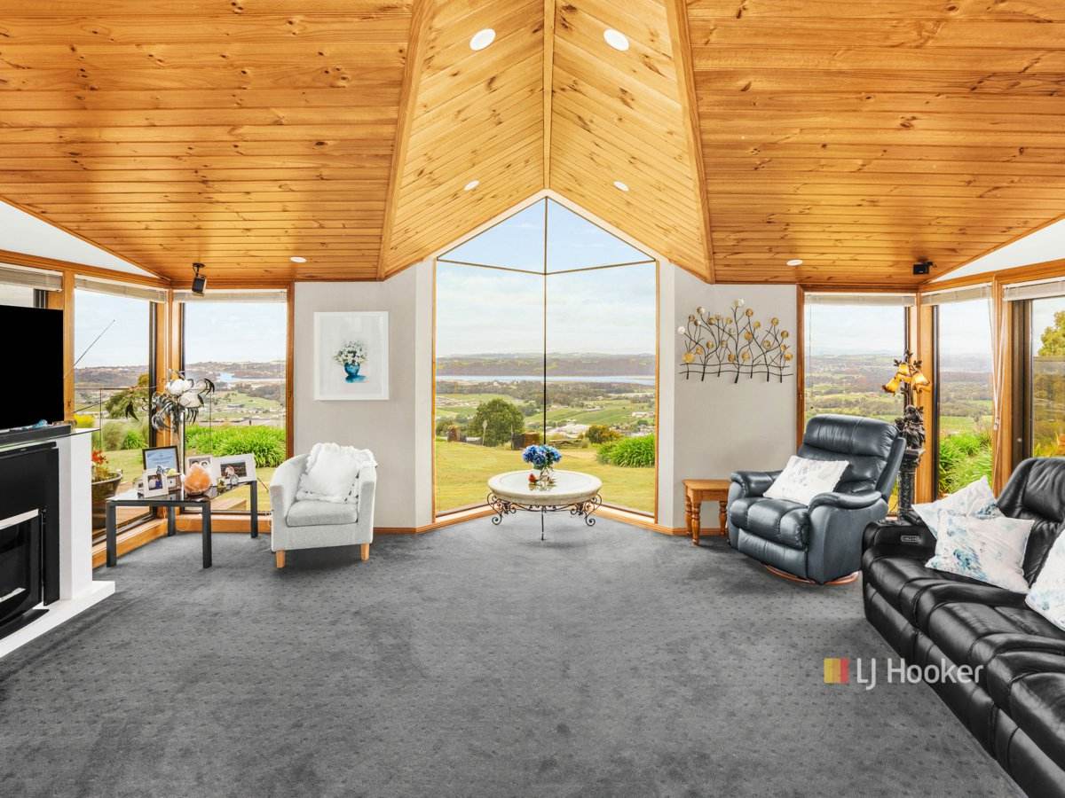 12 Ellice Hill Drive, Spreyton For Sale by Farmbuy.com - image 9