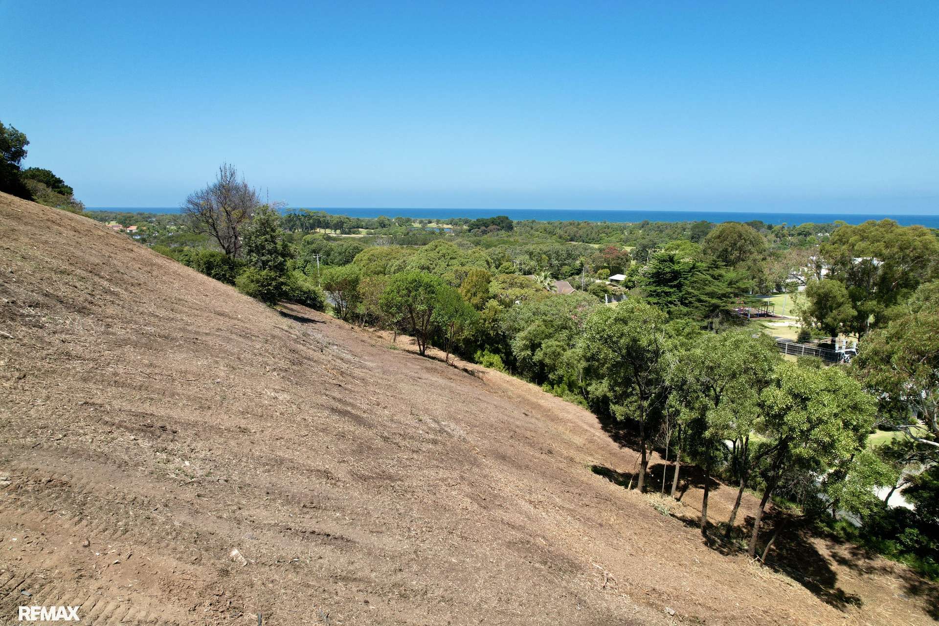 45 Golf Links Road, Lakes Entrance For Sale by Farmbuy.com - image 8