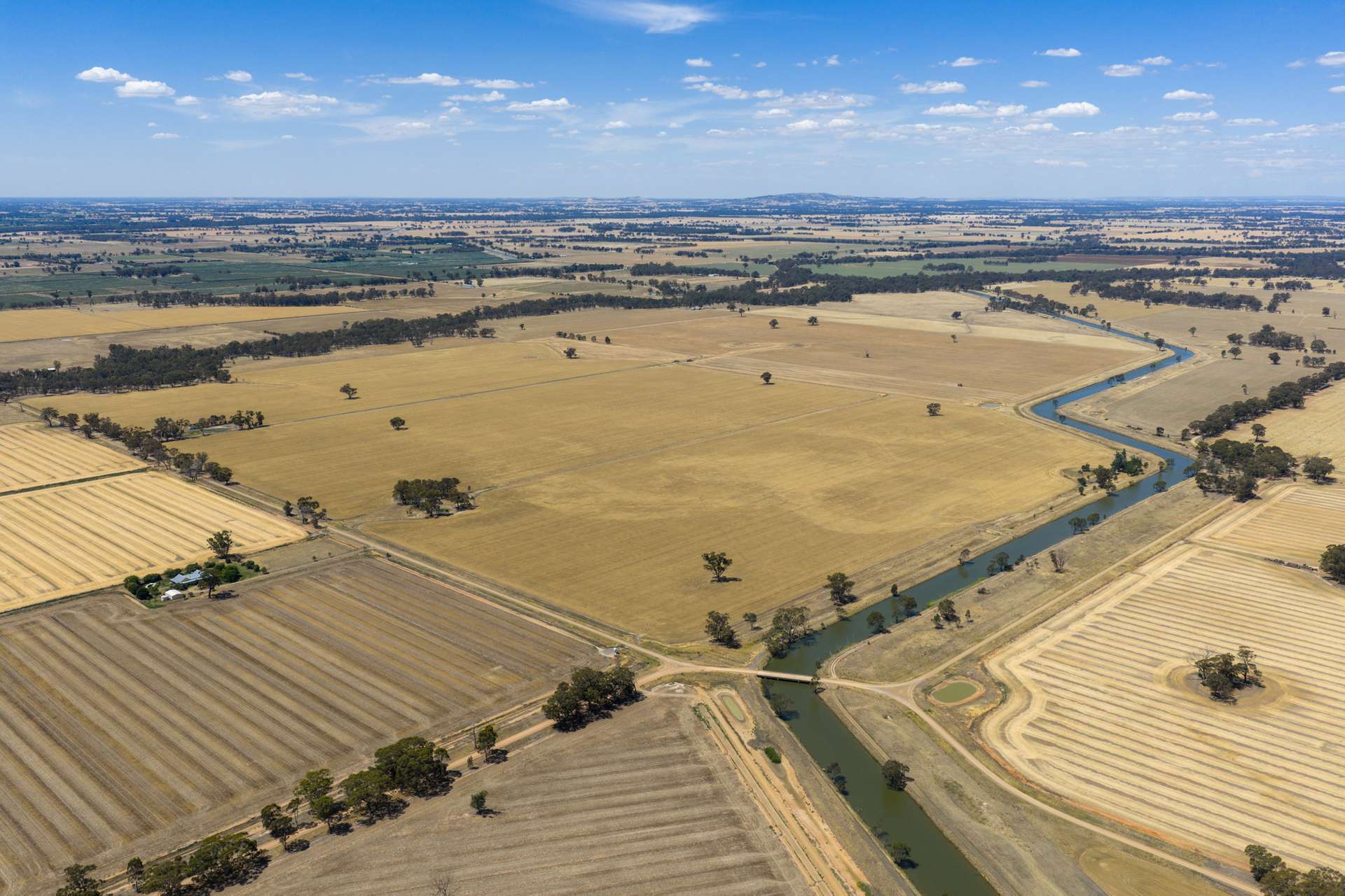 600 Trevaskis Road, Kialla East For Sale by Farmbuy.com - image 13