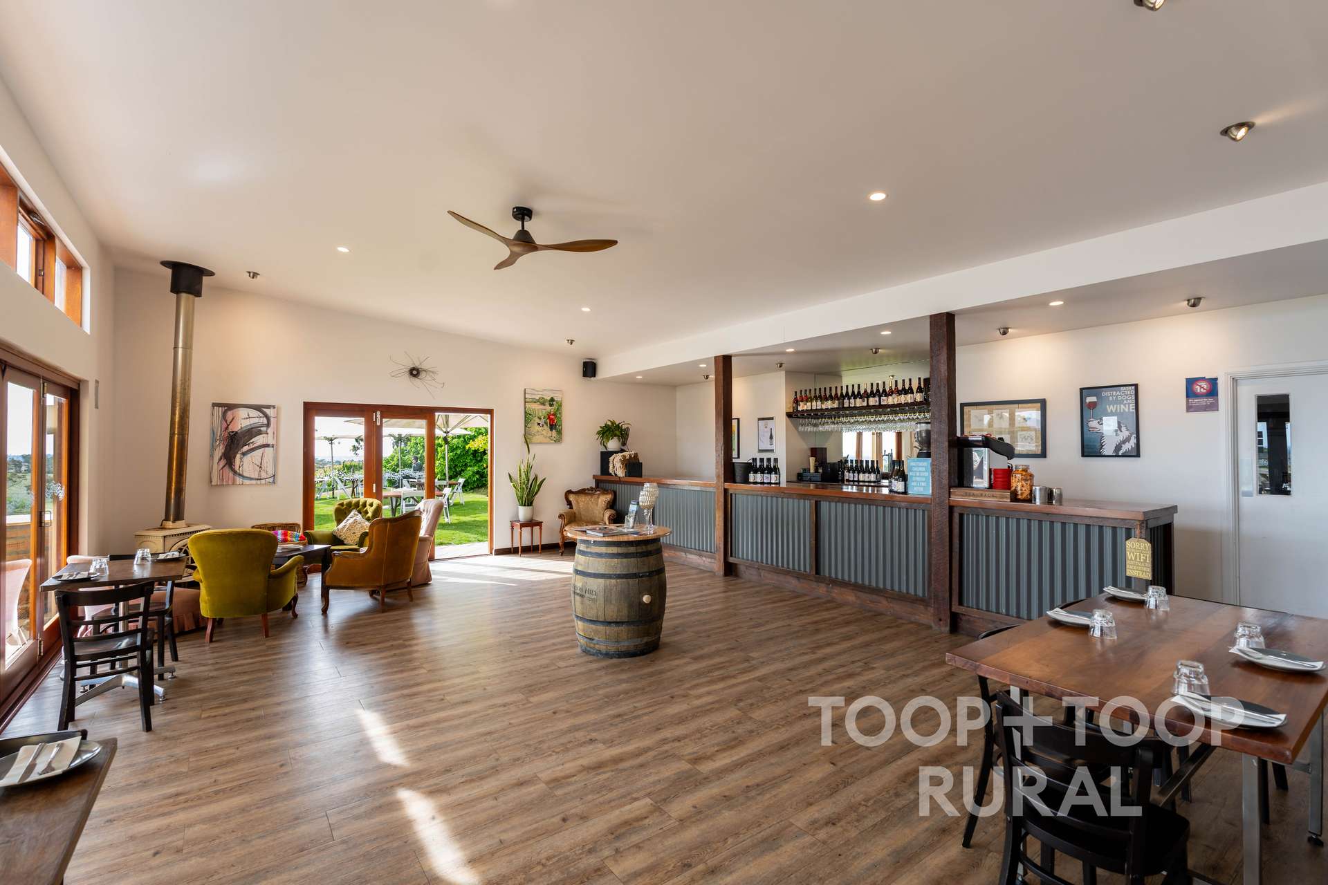 407 Croft Road, Lenswood For Sale by Farmbuy.com - image 3