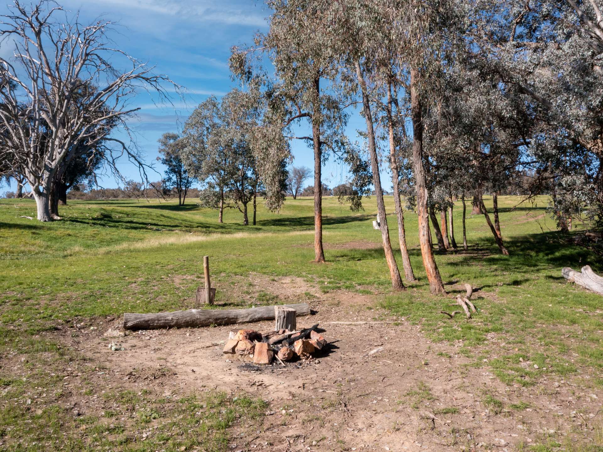 84 Kings Lane, Moyhu For Sale by Farmbuy.com - image 20