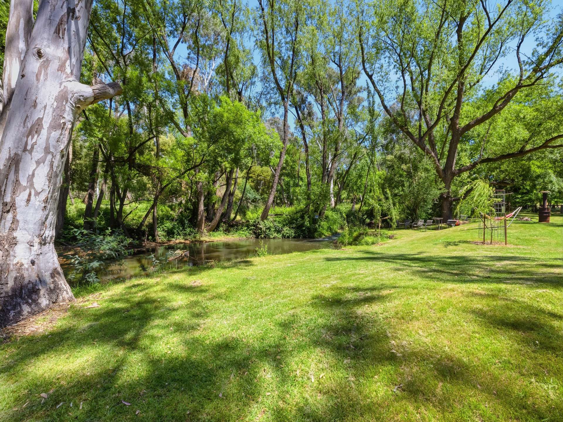 84 Kings Lane, Moyhu For Sale by Farmbuy.com - image 28