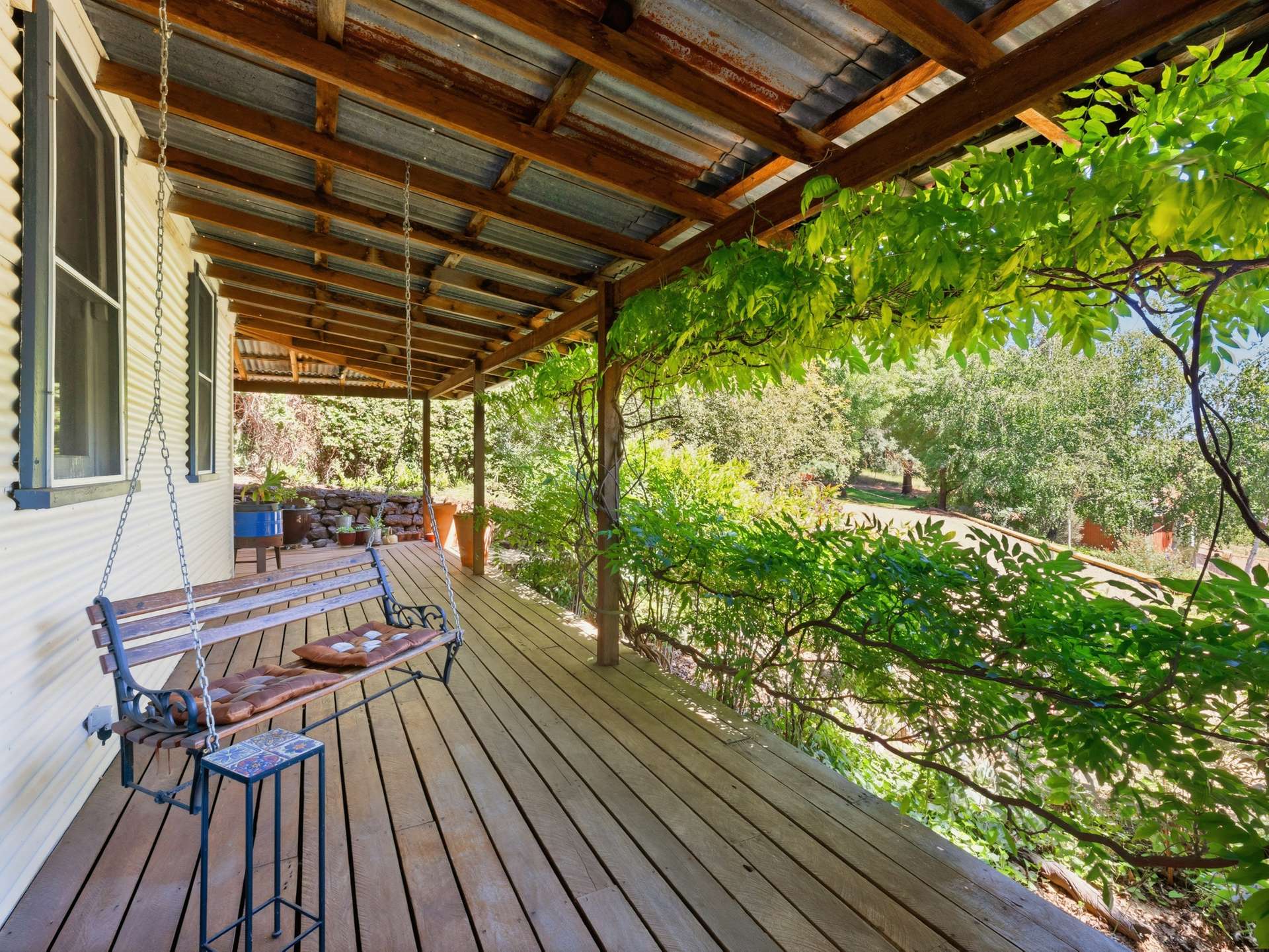 84 Kings Lane, Moyhu For Sale by Farmbuy.com - image 16