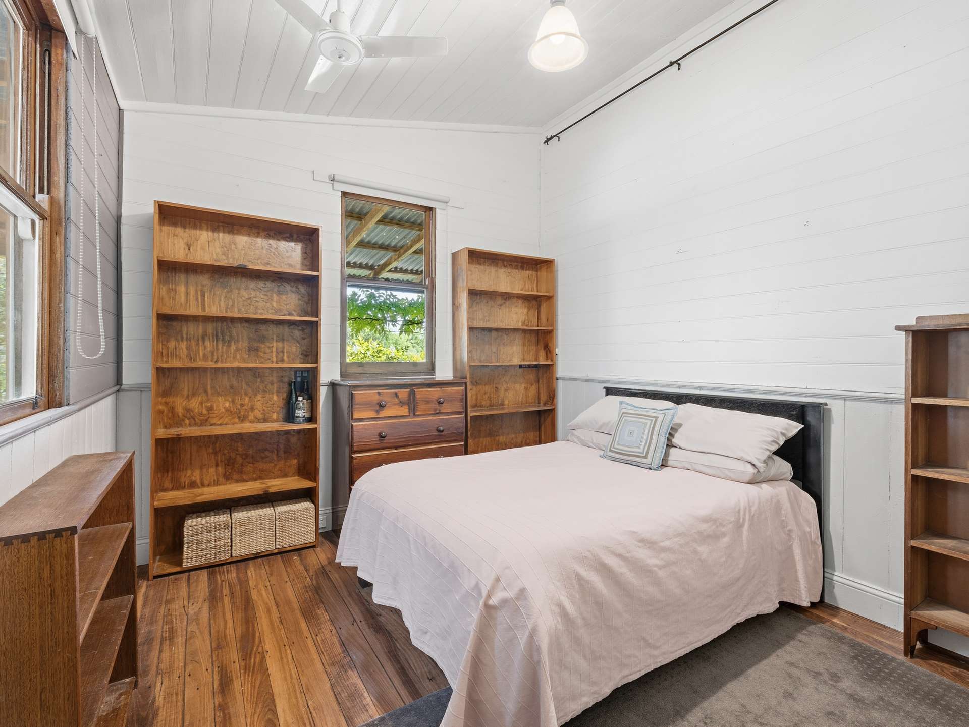 84 Kings Lane, Moyhu For Sale by Farmbuy.com - image 10