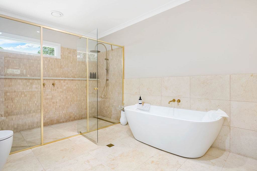 2 Grigg Close, Ellis Lane For Sale by Farmbuy.com - image 6