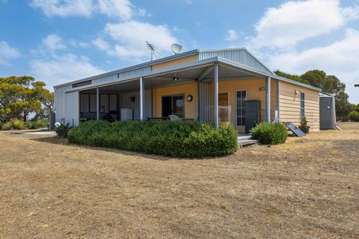 6497 North Coast Road, Middle River SA 5223