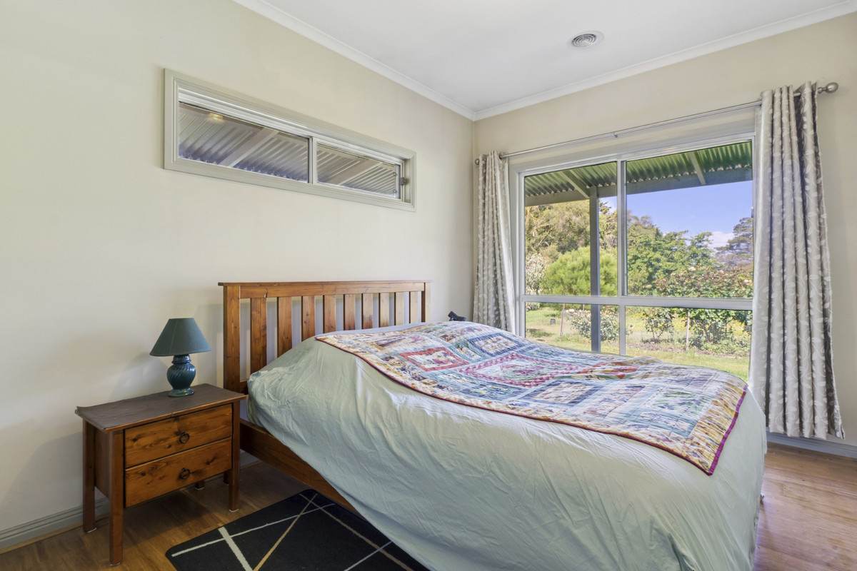 975 Warrowie Road, Irrewarra For Sale by Farmbuy.com - image 16