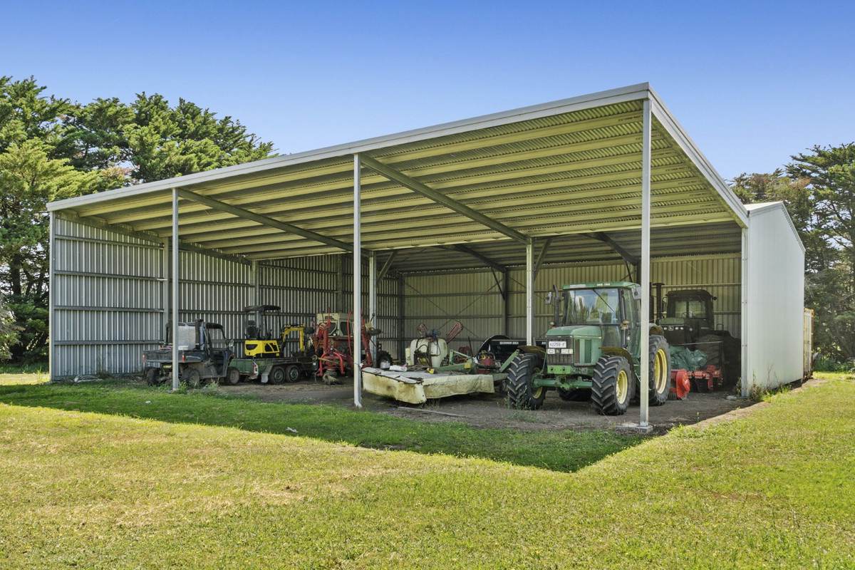 975 Warrowie Road, Irrewarra For Sale by Farmbuy.com - image 17