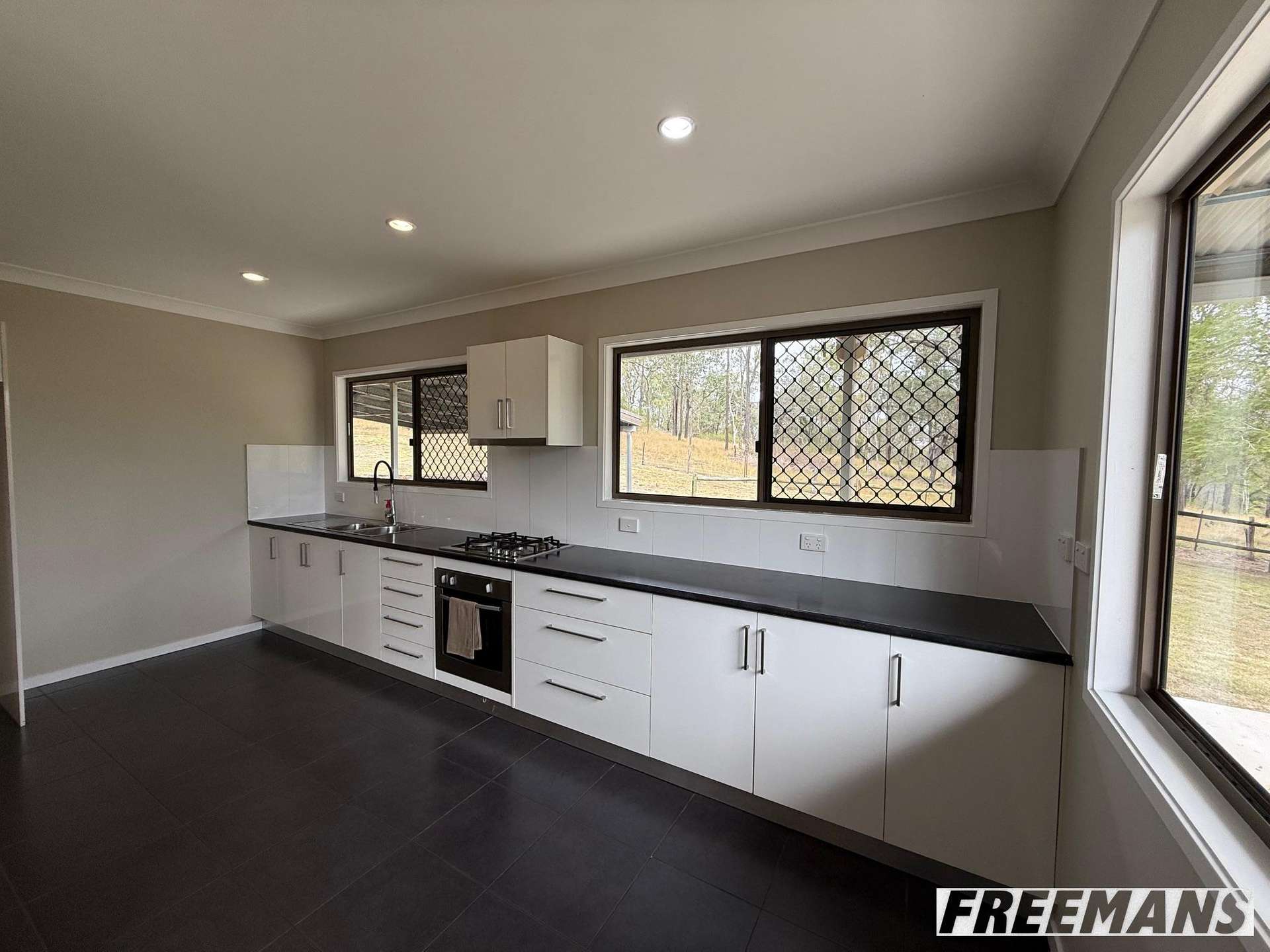 593 Nanango Brooklands Road, Nanango For Sale by Farmbuy.com - image 5