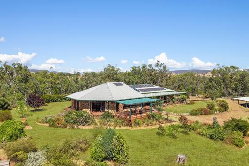 Farm Sold - NSW - Mudgee - 2850 - Secluded family home set on 25 acres 