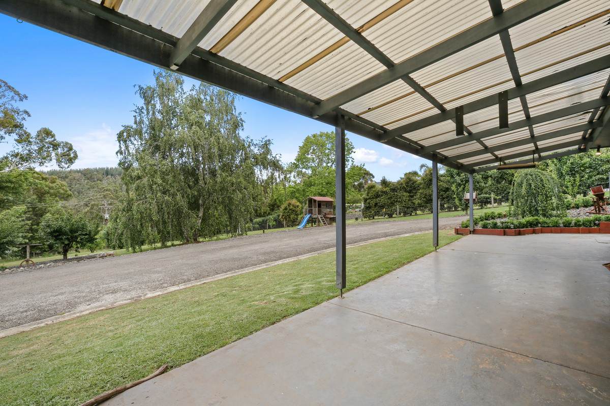 85 Redhill Road, Traralgon South For Sale by Farmbuy.com - image 5