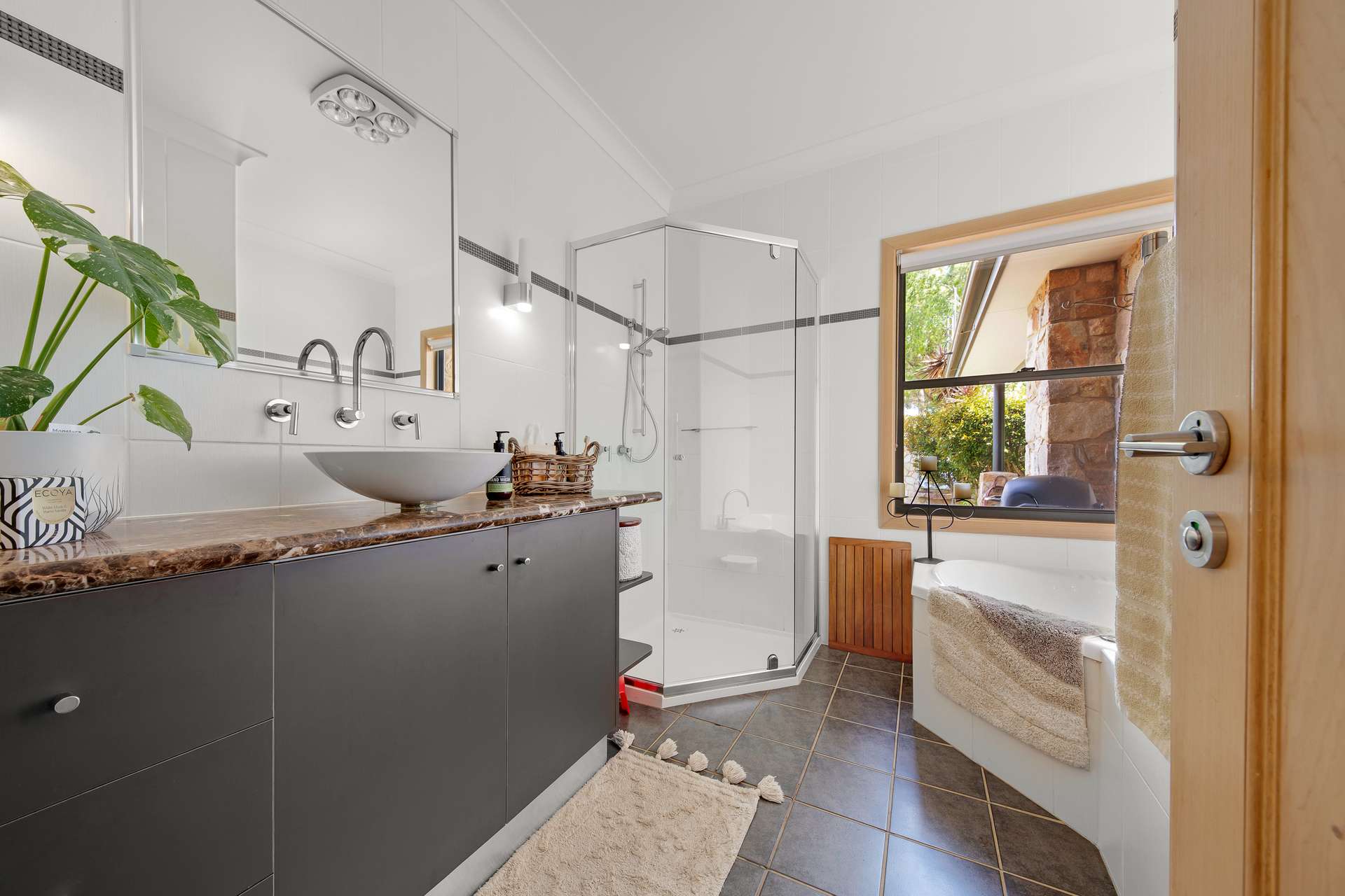 207 Mount Buffalo Road, Porepunkah For Sale by Farmbuy.com - image 13