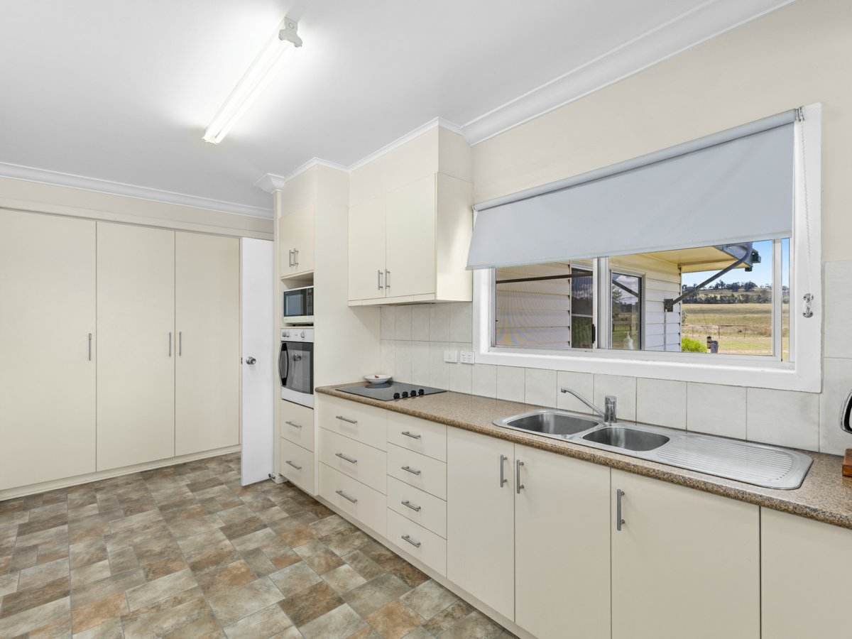 3167 Stanthorpe Inglewood Road, Inglewood For Sale by Farmbuy.com - image 7