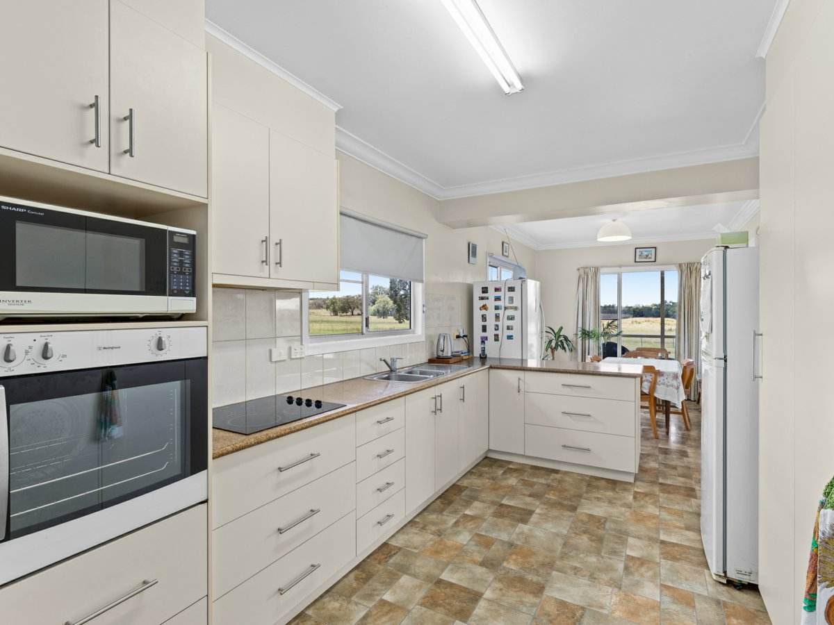 3167 Stanthorpe Inglewood Road, Inglewood For Sale by Farmbuy.com - image 8