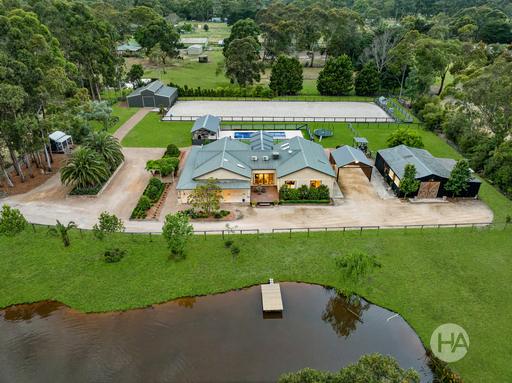 Farm Sold - VIC - Cranbourne South - 3977 - Country Grandeur Recrafted with Precision 