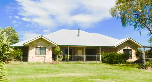 Farm Sold - QLD - Biddeston - 4401 - Lifestyle - Equine - Stud - 40 ML Intensive Water - Feedlot 