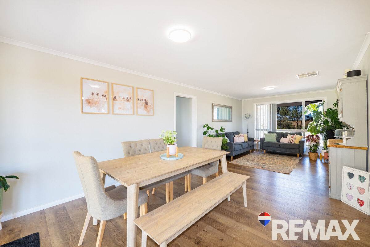 31 Tathra Drive, Junee For Sale by Farmbuy.com - image 6