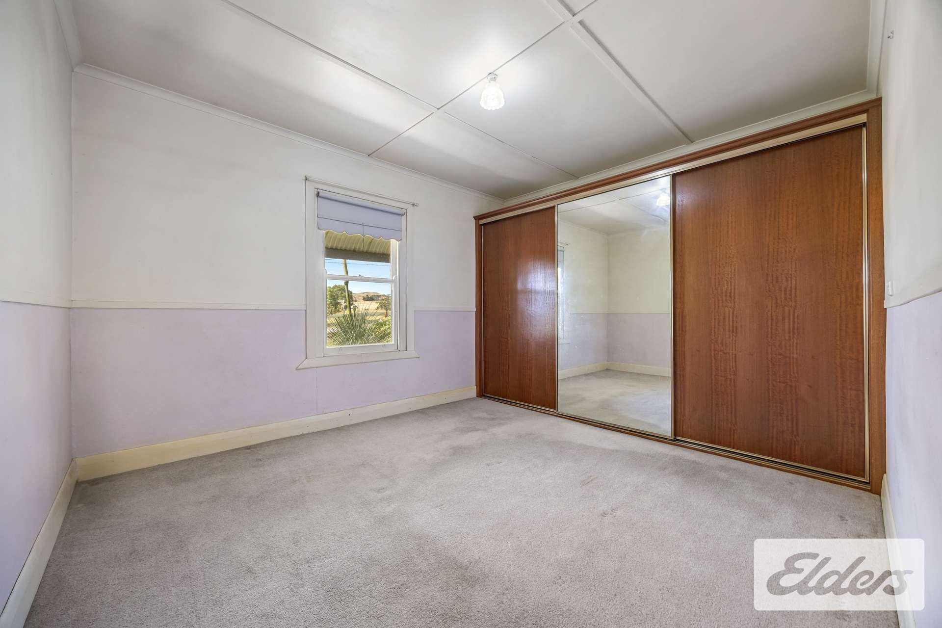 282 Egans Lane, Amphitheatre Sold by Farmbuy.com - image 10