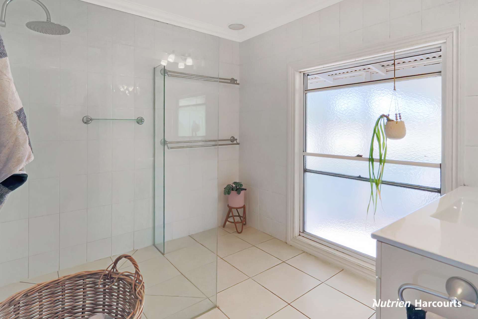 579 Casterton - Dartmoor Road, Bahgallah For Sale by Farmbuy.com - image 7