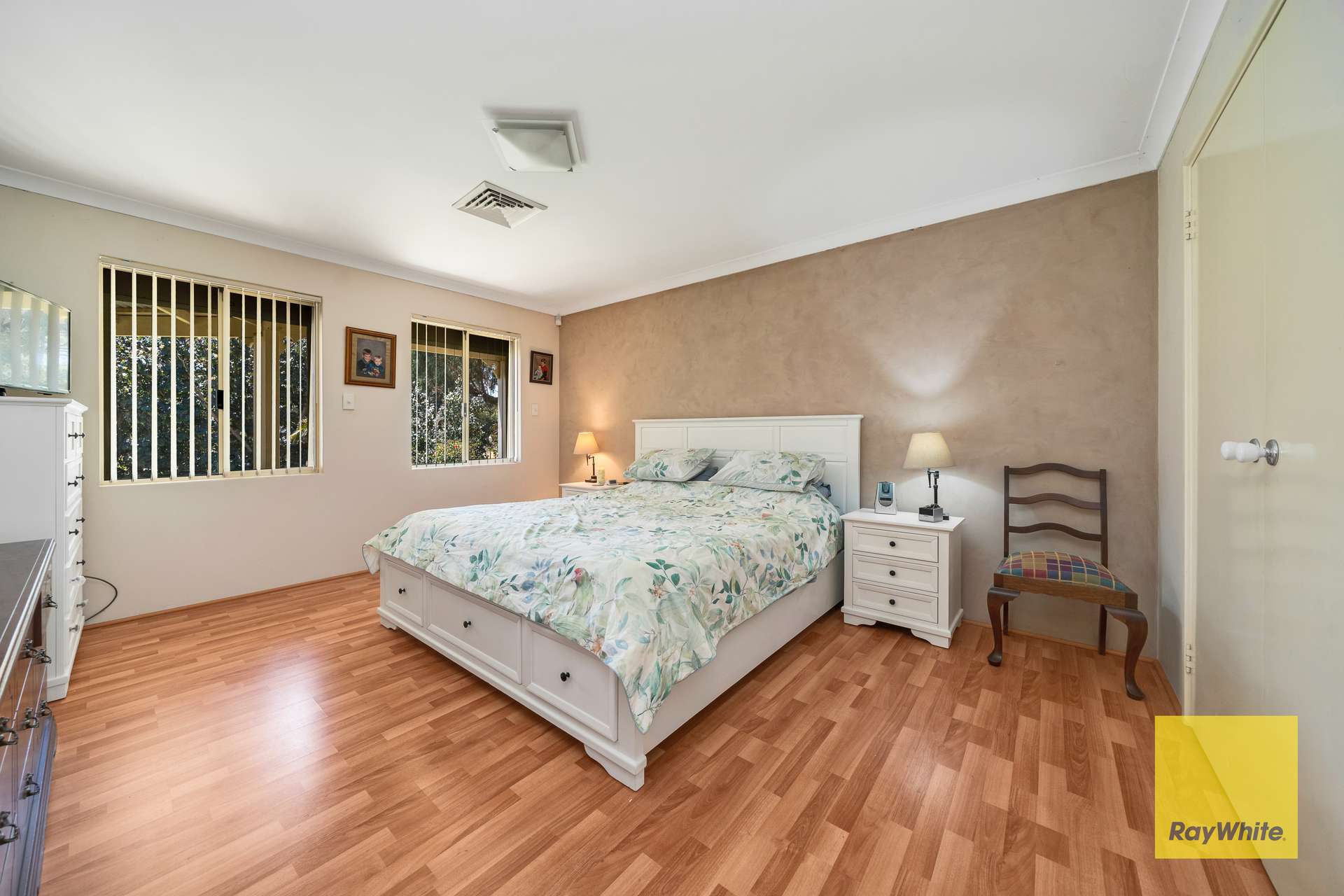 62 Ravenswood Road, Maida Vale Sold by Farmbuy.com - image 16