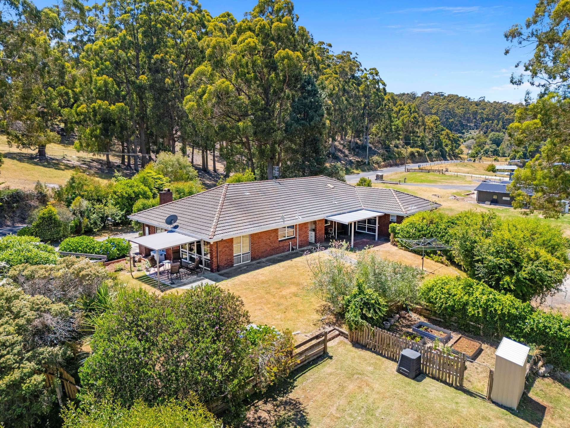 341 South Road, West Ulverstone Sold by Farmbuy.com - image 4