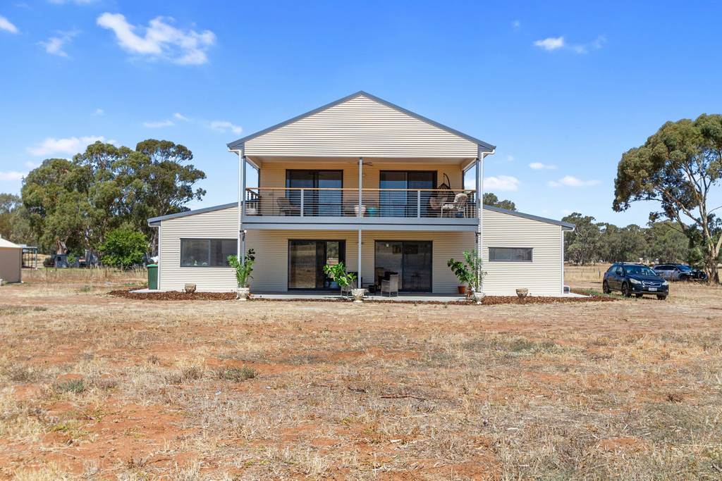 70 Laura-Beetaloo Road, Laura SA 5480