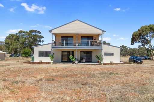 70 Laura-Beetaloo Road, Laura SA 5480