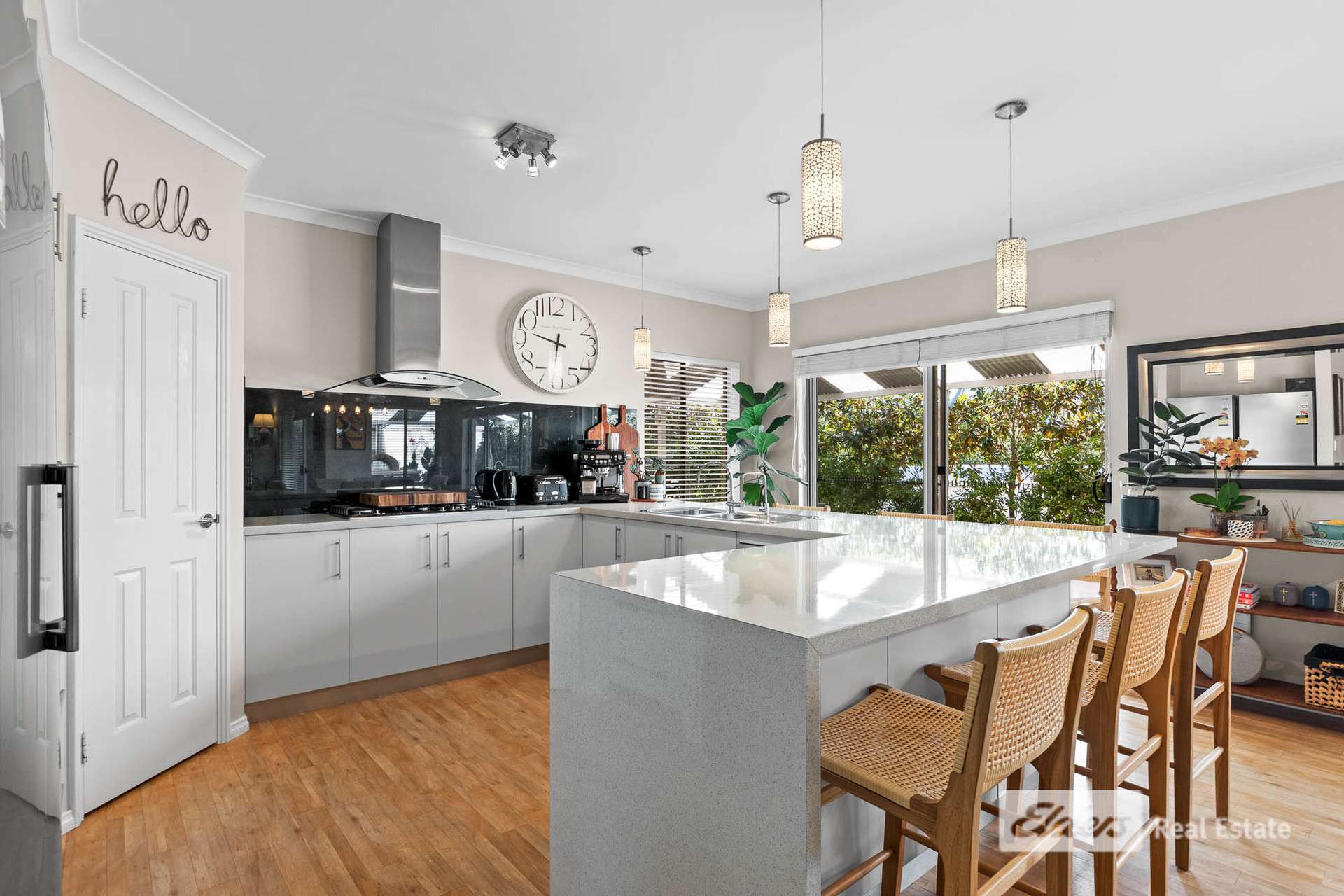 25 Gladville Road, McKail Sold by Farmbuy.com - image 2