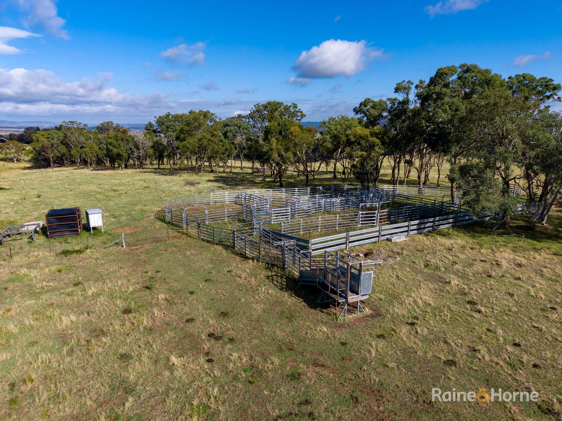 733 Niangala Road, Woolbrook For Sale by Farmbuy.com - image 2