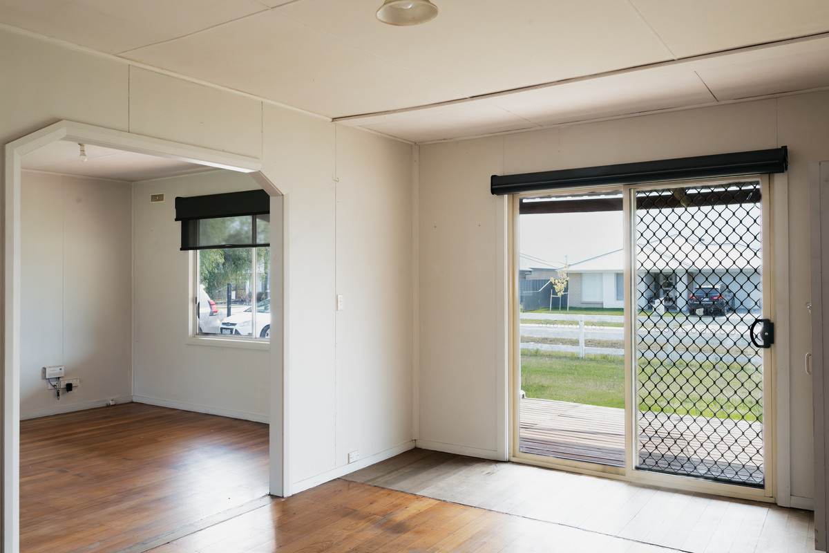 114 Lee Street, Stratford For Sale by Farmbuy.com - image 13