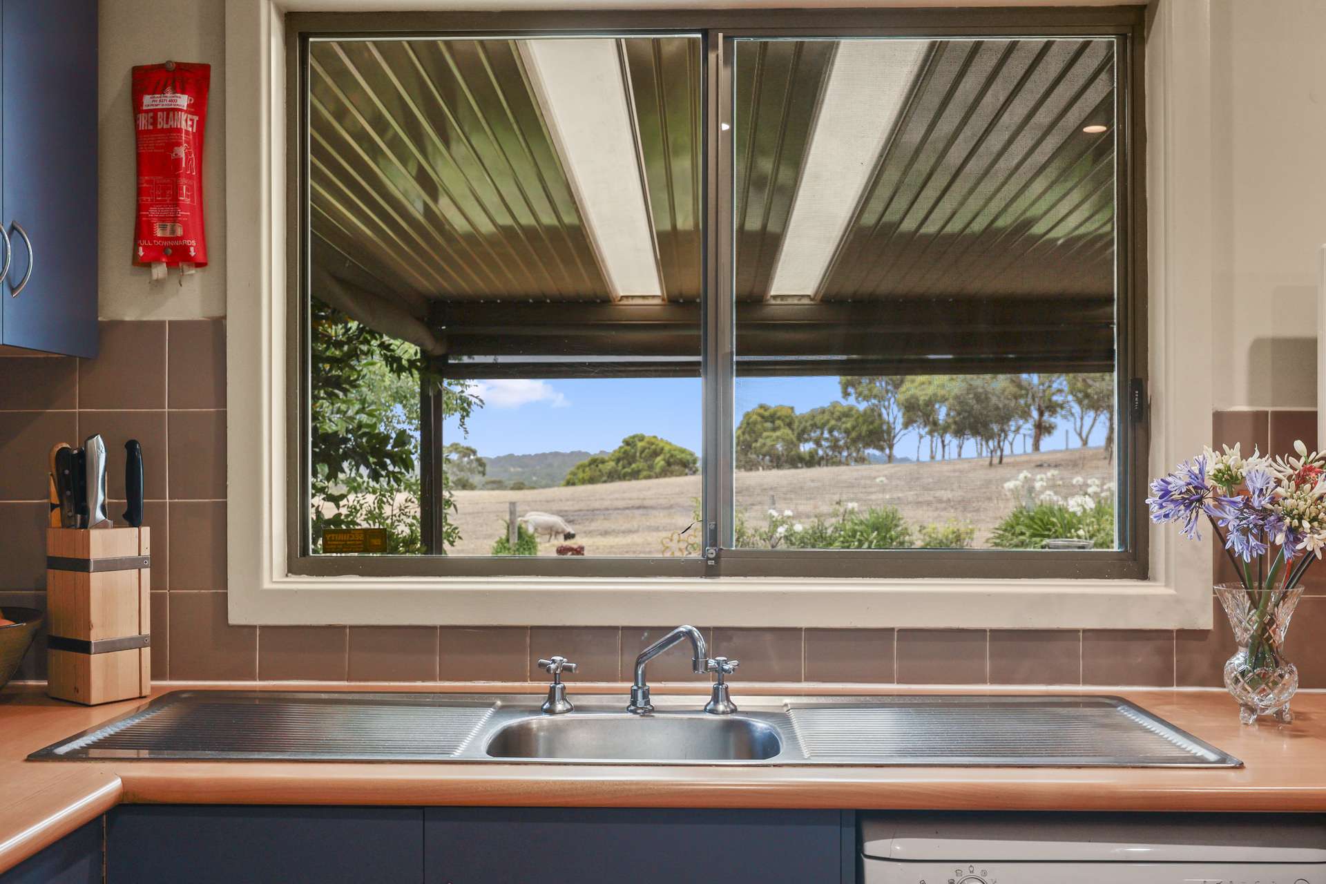 24 Castle Range Road, Currency Creek For Sale by Farmbuy.com - image 7