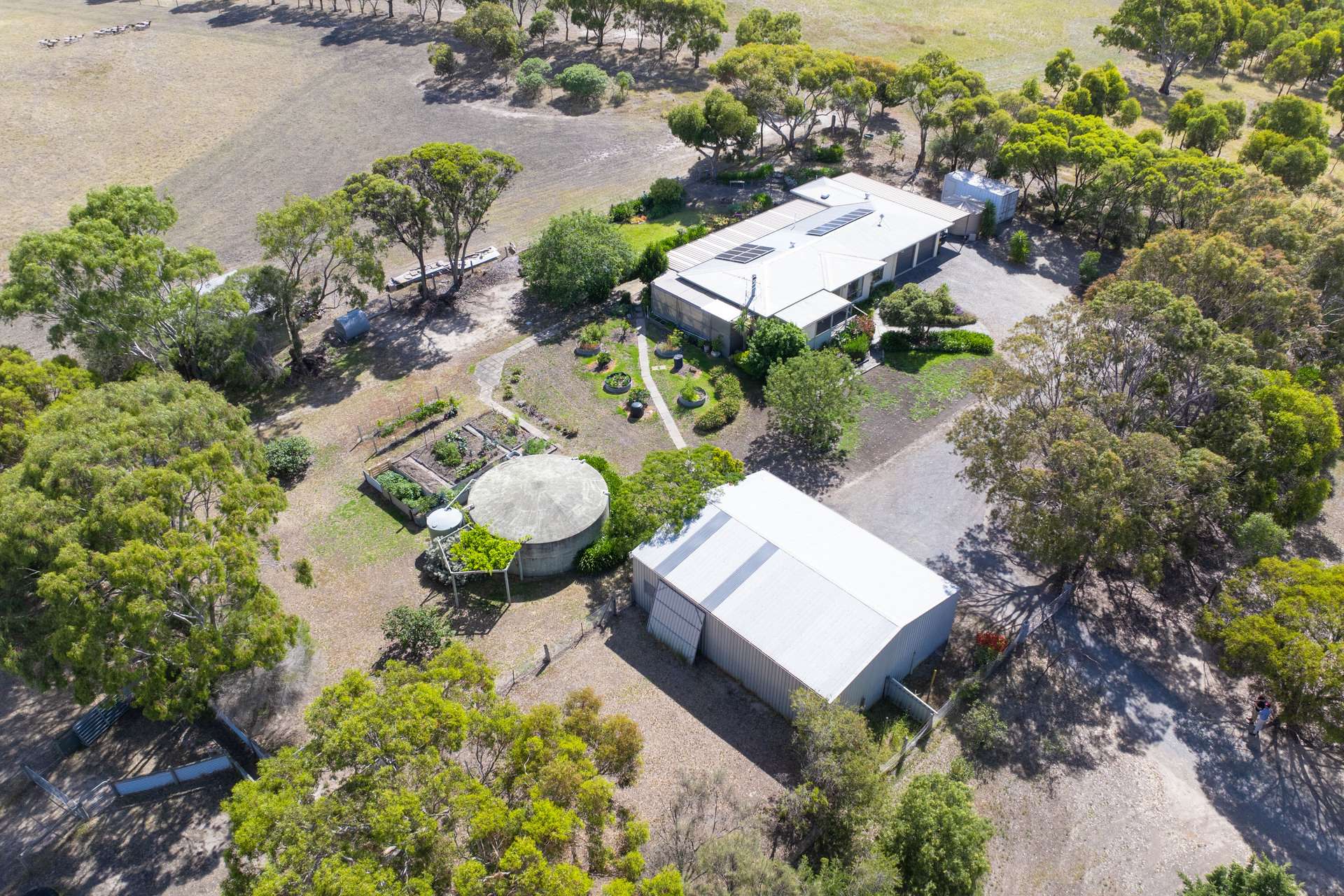24 Castle Range Road, Currency Creek For Sale by Farmbuy.com - image 28