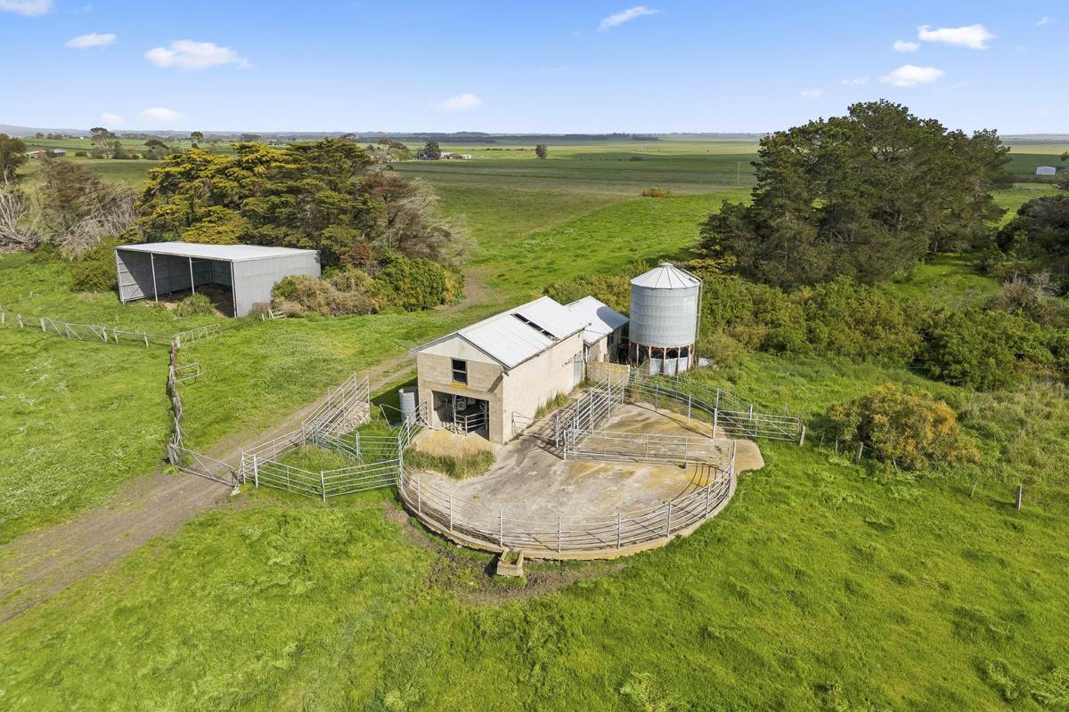 2310 Colac-Ballarat Road, Weering For Sale by Farmbuy.com - image 26