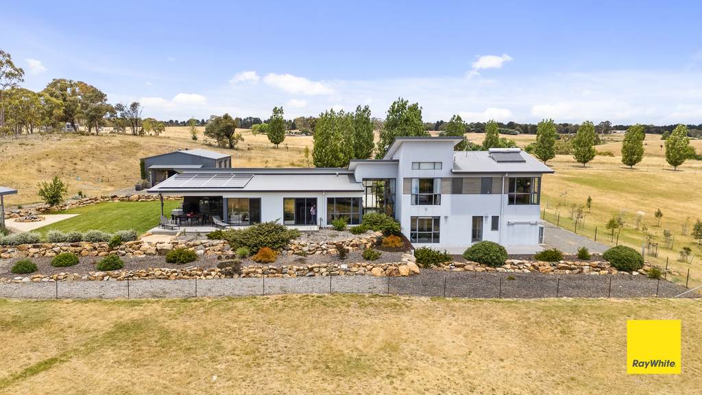 146 Doust Road, Bywong NSW 2621