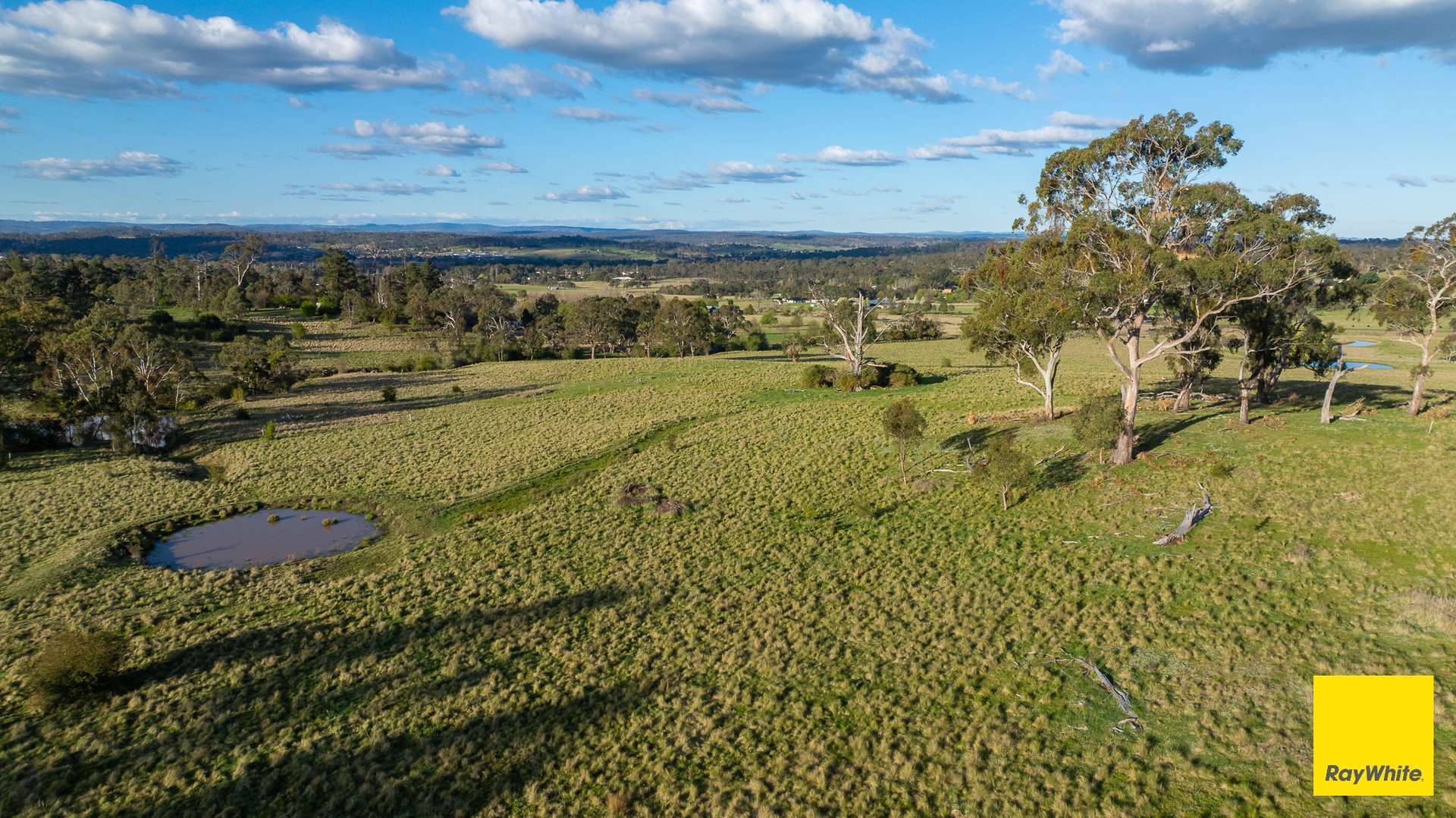 15 Karina Close, Armidale Auction by Farmbuy.com - image 2