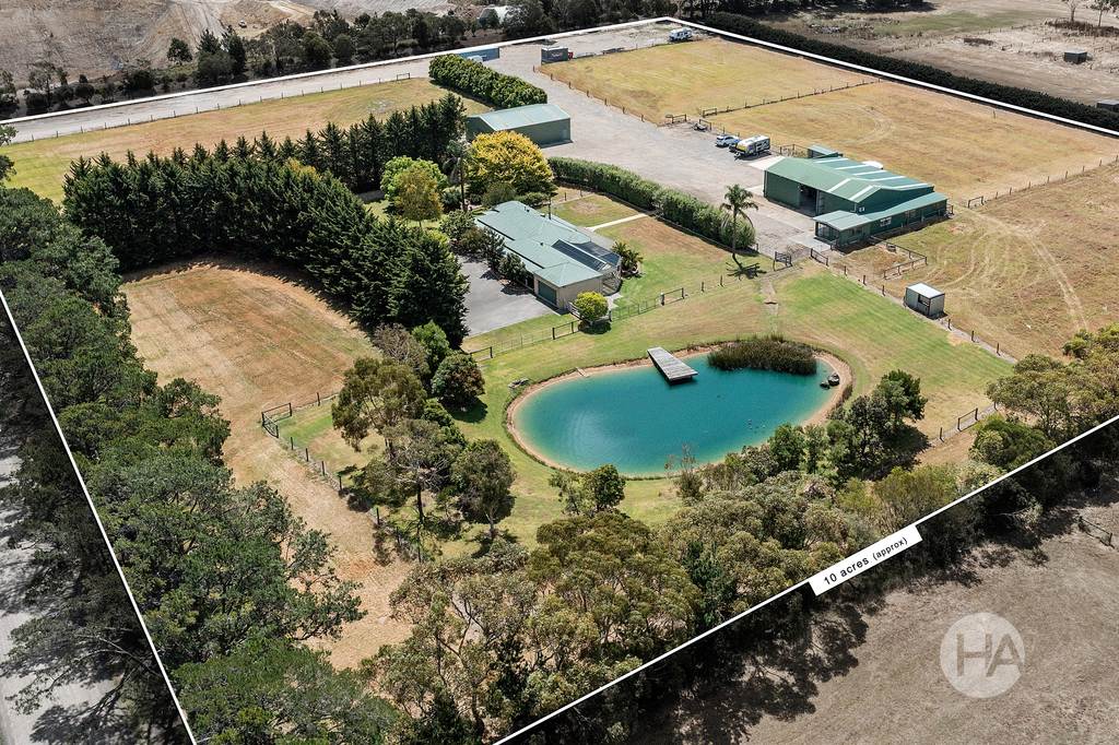 8 Pottery Road, Somerville VIC 3912