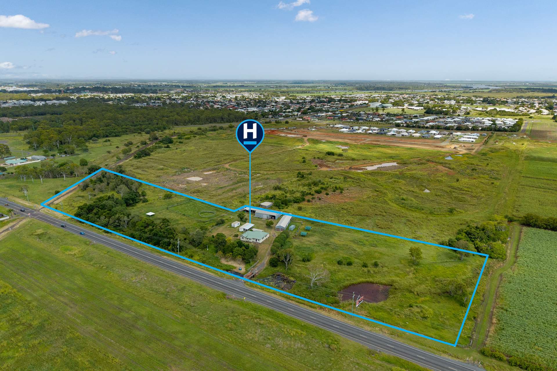 293 Fe Walker Street, Kalkie For Sale by Farmbuy.com - image 1