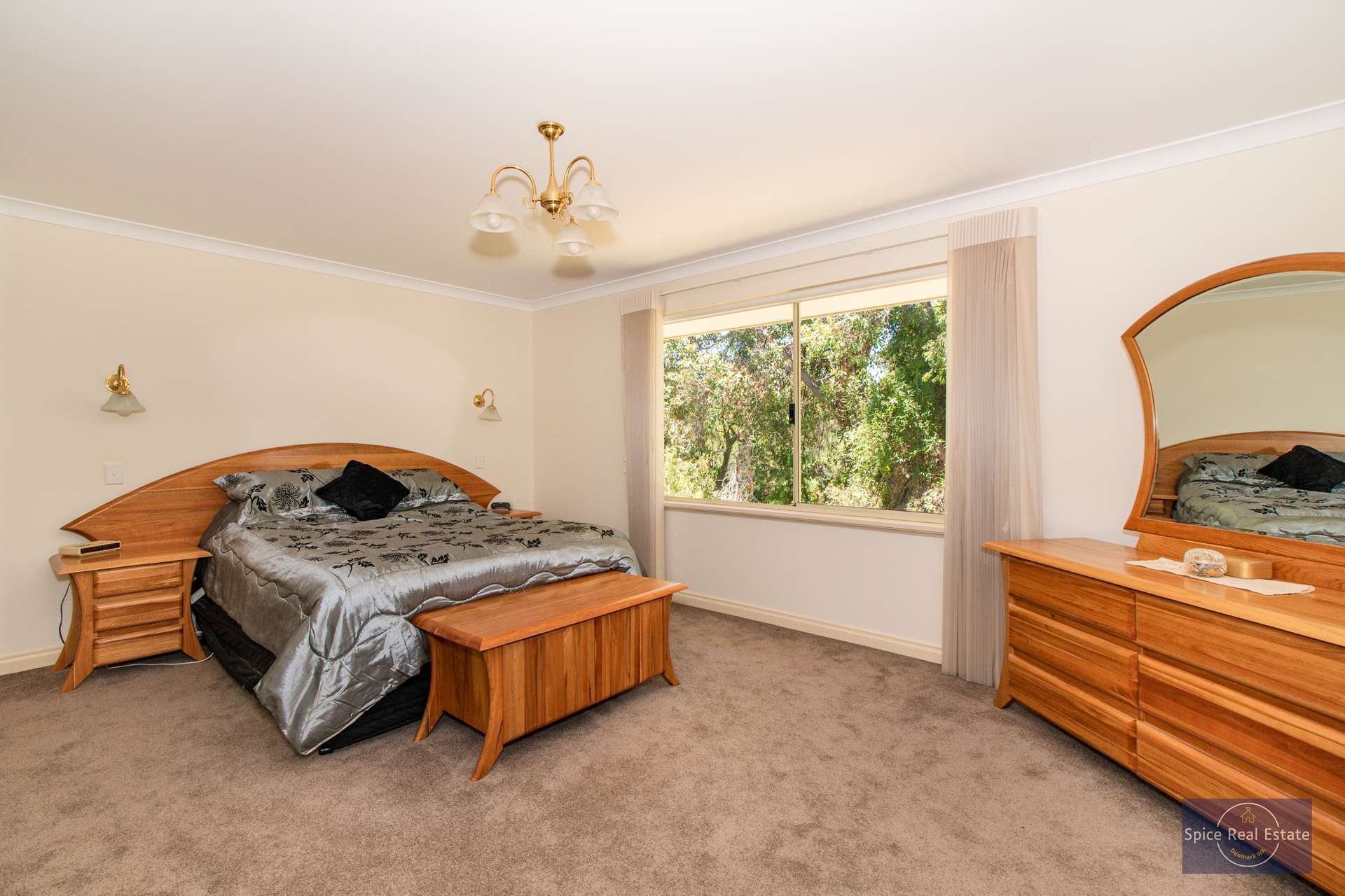2 Maloney Close, Ocean Beach For Sale by Farmbuy.com - image 17
