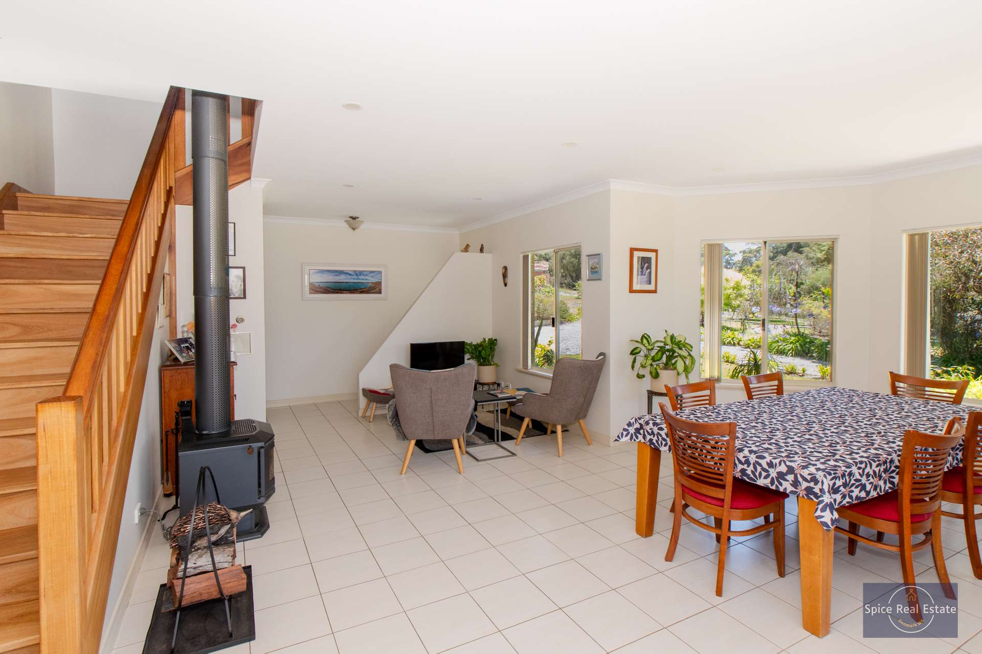 2 Maloney Close, Ocean Beach For Sale by Farmbuy.com - image 8
