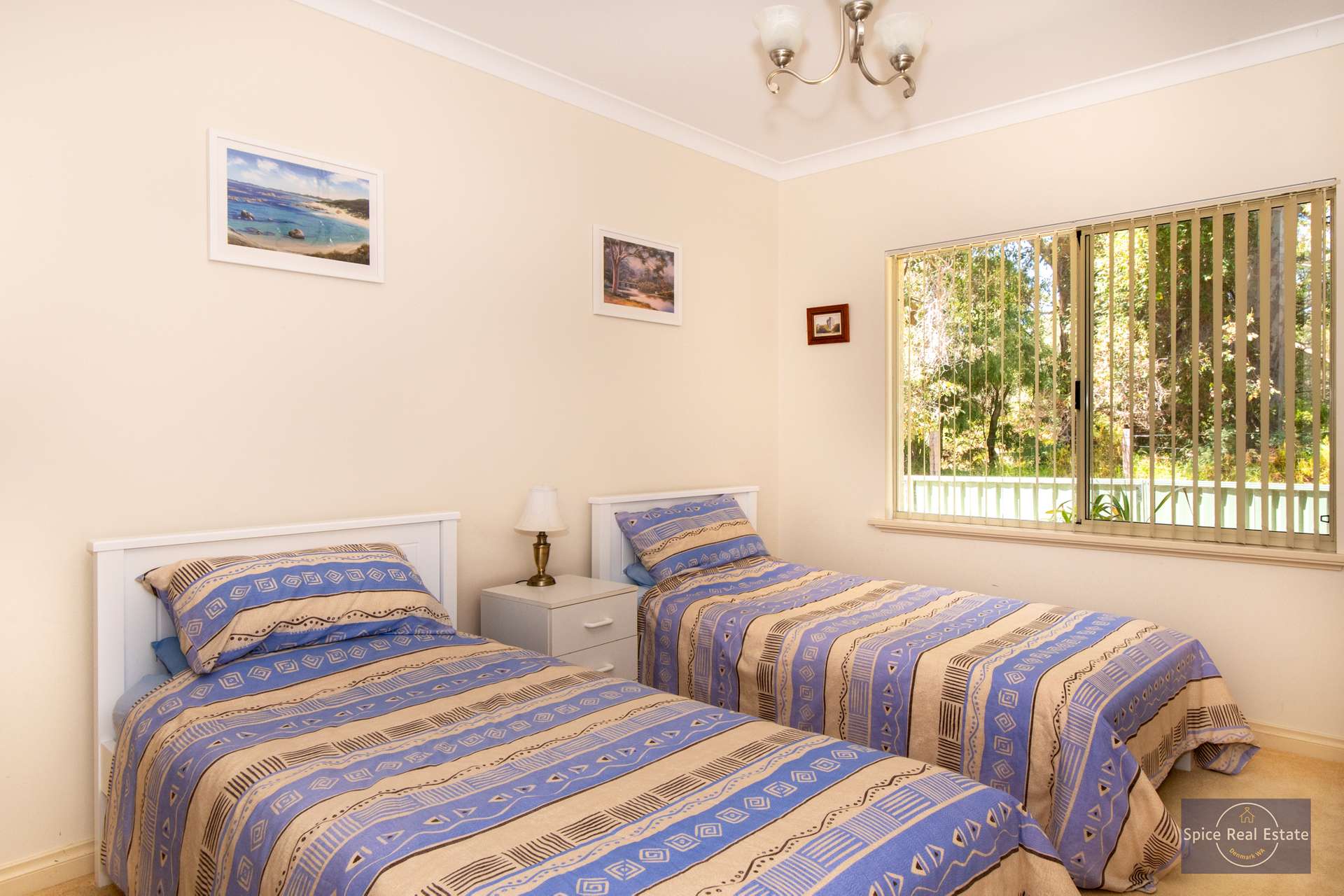 2 Maloney Close, Ocean Beach For Sale by Farmbuy.com - image 11