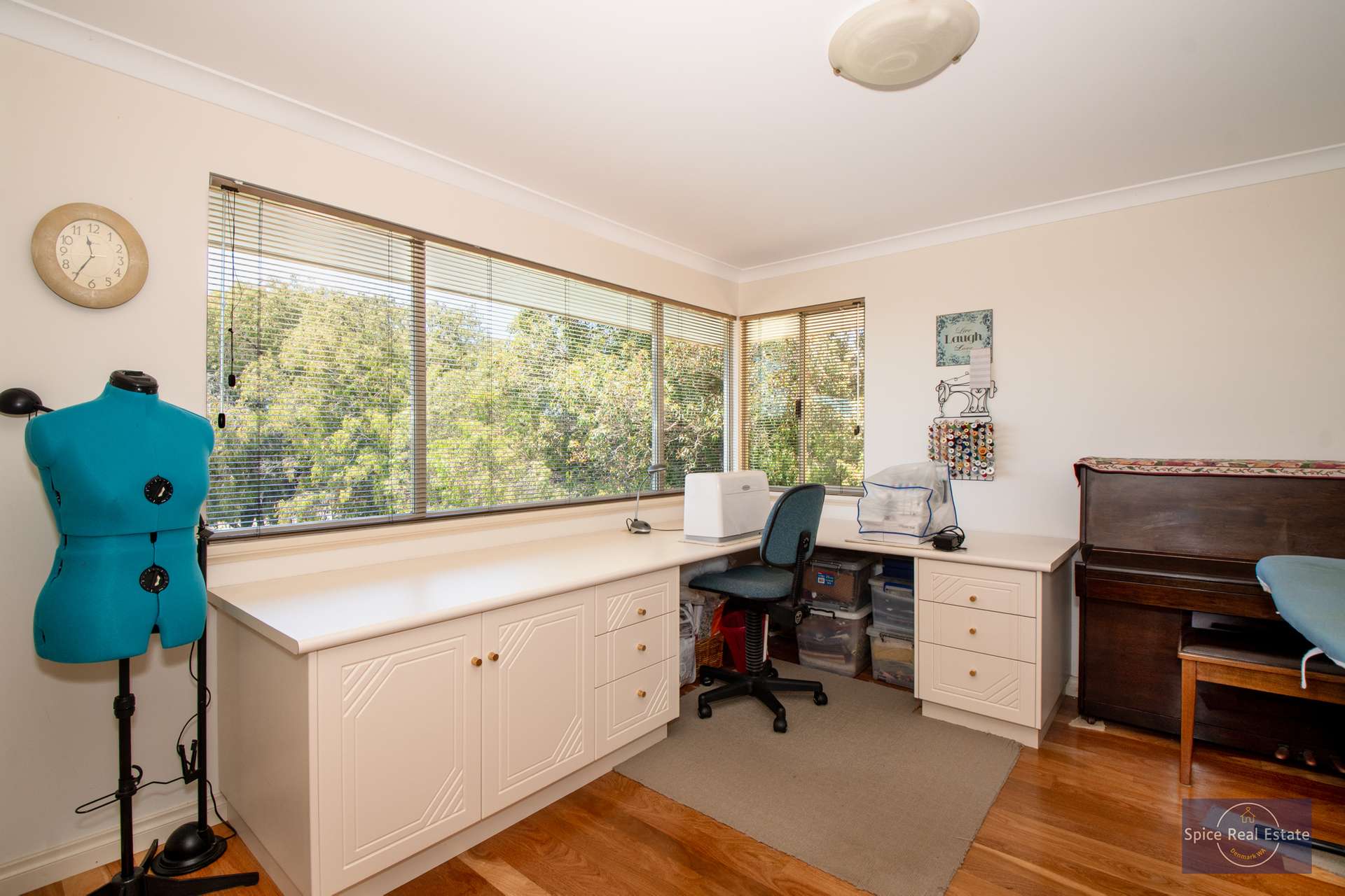 2 Maloney Close, Ocean Beach For Sale by Farmbuy.com - image 16