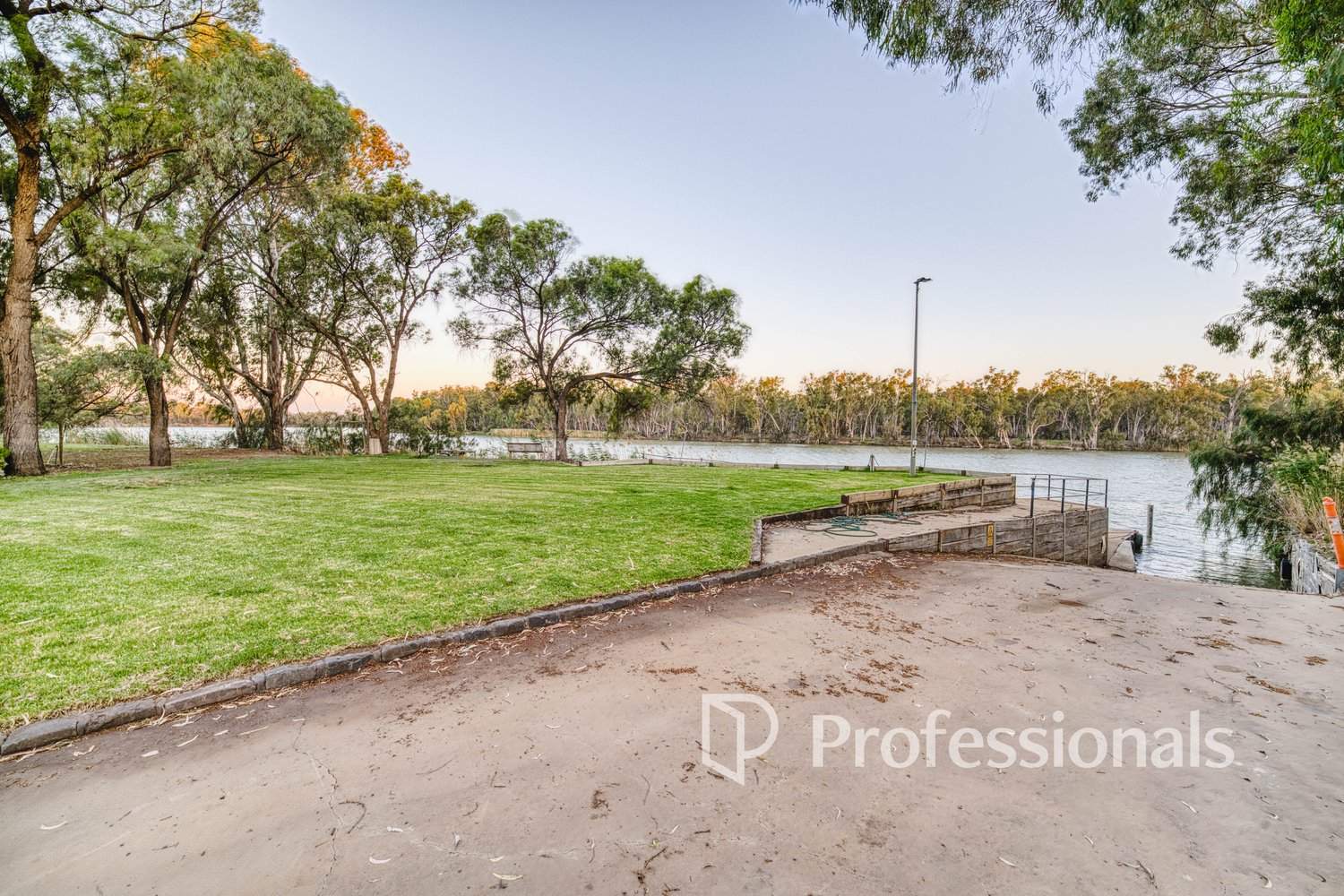 127 Murray Road, Curlwaa For Sale by Farmbuy.com - image 24