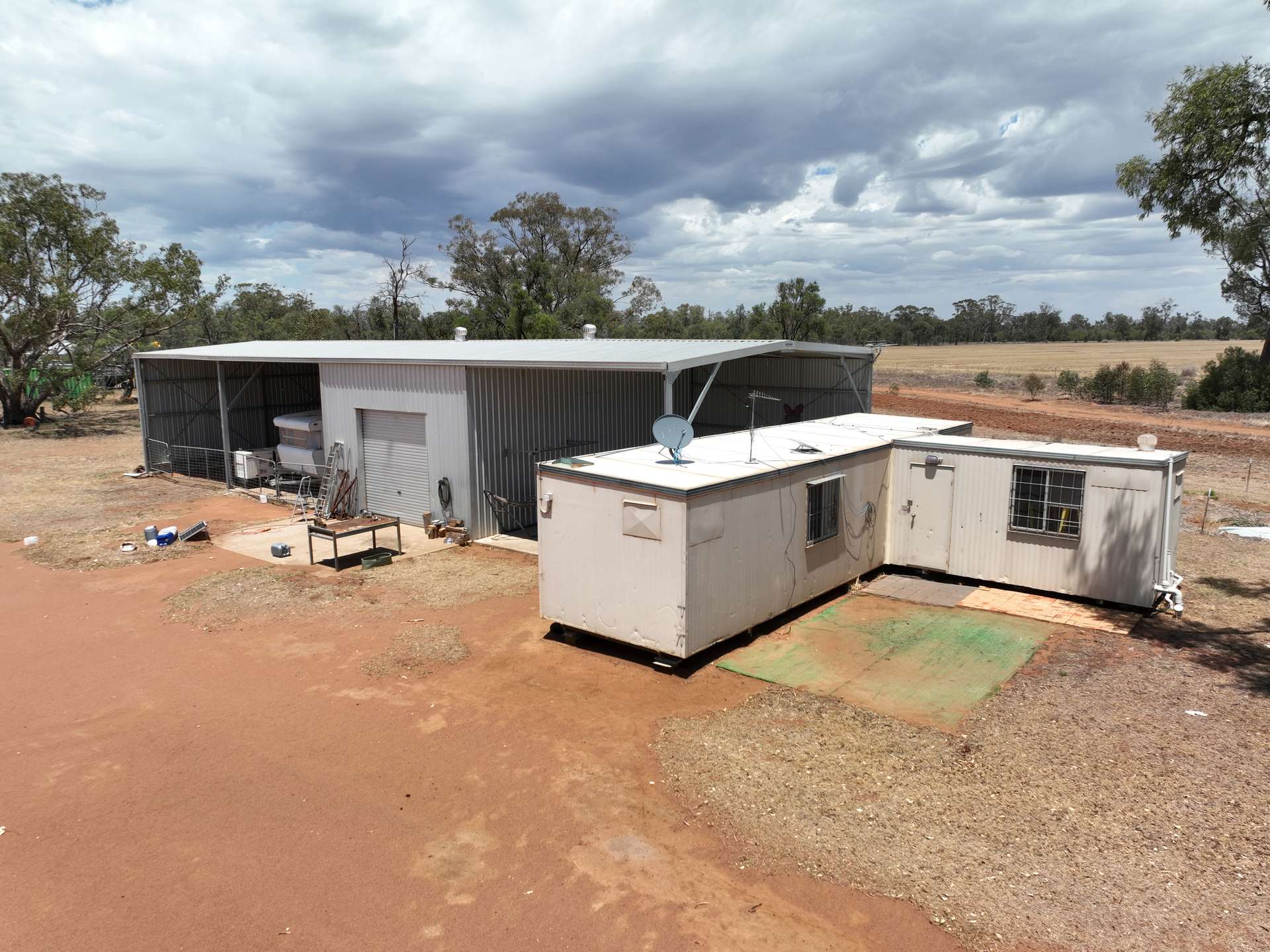 'The Pines' 211 Dicks Camp Road, Collie For Sale by Farmbuy.com - image 19