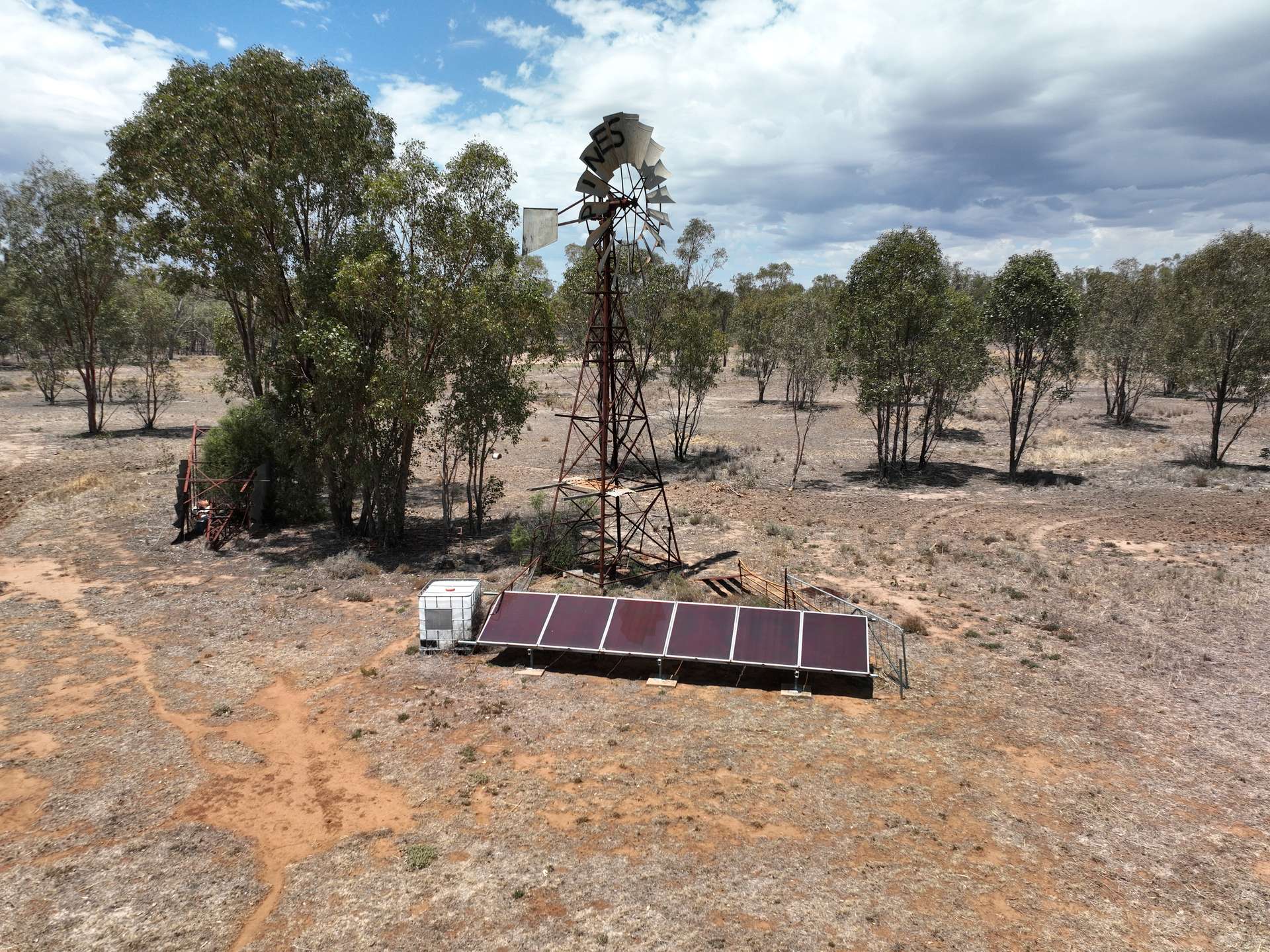 'The Pines' 211 Dicks Camp Road, Collie For Sale by Farmbuy.com - image 16
